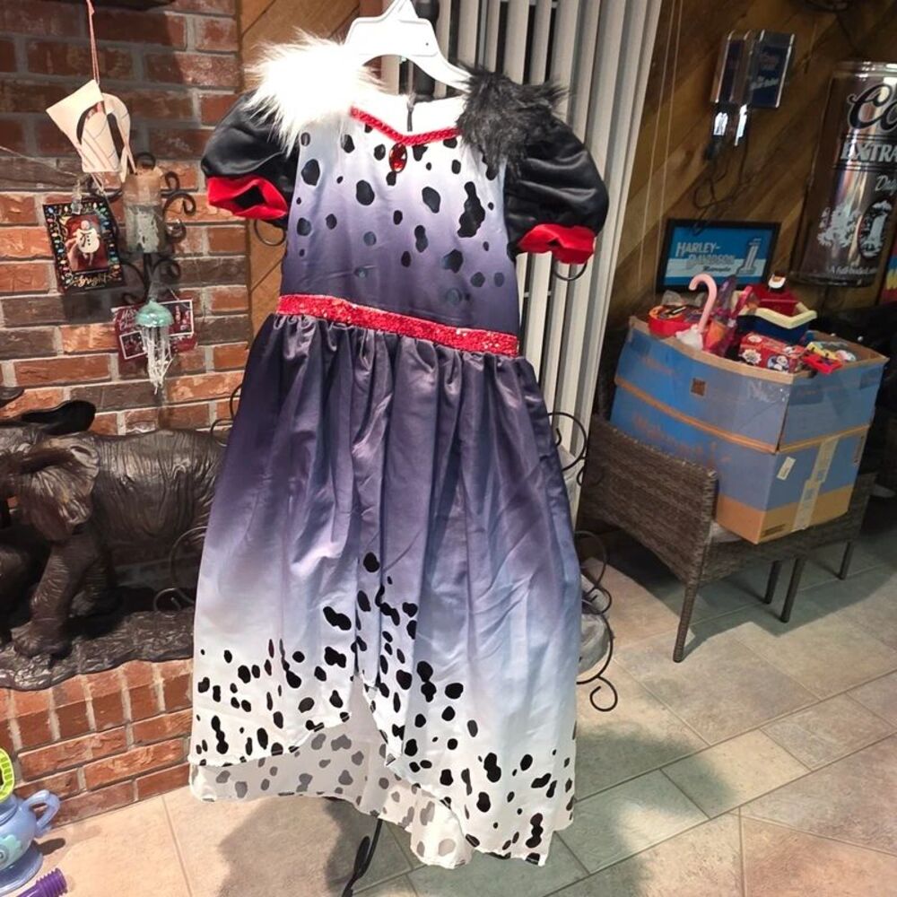 Disney Villains Girls Costume - Cruella 101 Dalmations - Size M (8-10)